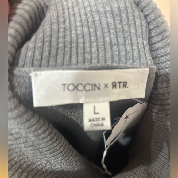 Toccin Knit Tie Front Dress, Size: L - Picture 13 of 13